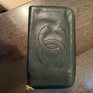 CHANEL Dark Green Leather Wallet with Gold Accent
